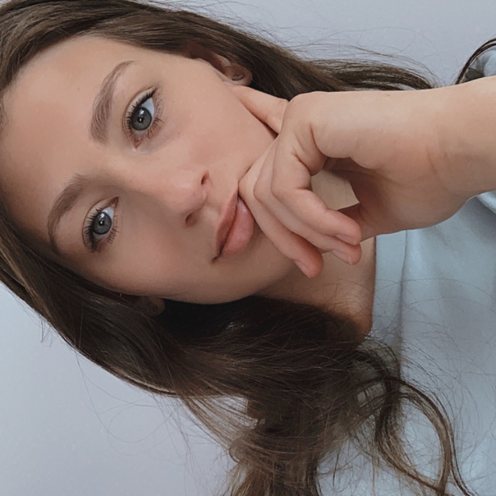 Meet your Posher, Emma